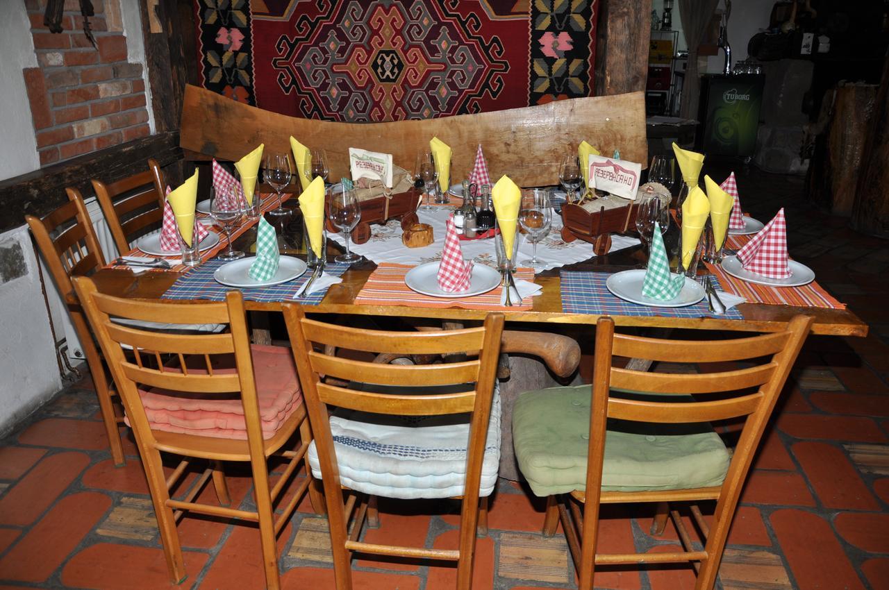 Inn Cakmara Raska Ngoại thất bức ảnh